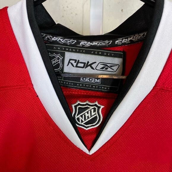 NHL CHICAGO BLACK HAWKS Sweater - Picture 3 of 12